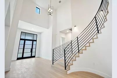 10105 Cressida Bend, Austin, TX 78730 - Photo 2