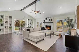 60 Augusta Dr, Wimberley, TX 78676 - Photo 2