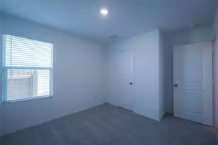 308 Cowpoke Dr, Jarrell, TX 76537 - Photo 20