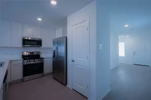 308 Cowpoke Dr, Jarrell, TX 76537 - Photo 6