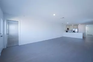 308 Cowpoke Dr, Jarrell, TX 76537 - Photo 10