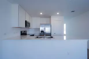 308 Cowpoke Dr, Jarrell, TX 76537 - Photo 8