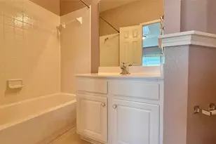 1900 Scofield Ridge Pkwy, Austin, TX 78727 - Photo 16