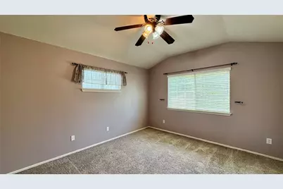 1900 Scofield Ridge Parkway #5403, Austin, TX 78727 - Photo 10