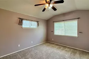 1900 Scofield Ridge Pkwy, Austin, TX 78727 - Photo 10