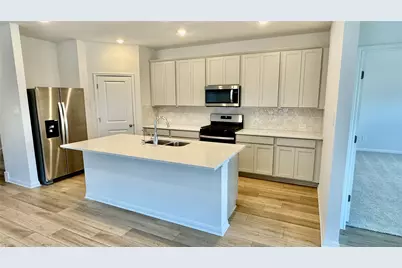 115 Fossil Drive, Kyle, TX 78640 - Photo 2
