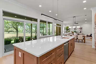 111 Golf View Drive, Georgetown, TX 78633 - Photo 16
