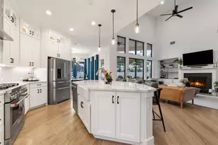 302 Lodestone Ln, Austin, TX 78738 - Photo 10