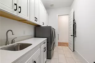 302 Lodestone Ln, Austin, TX 78738 - Photo 18