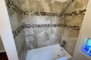 20812 Buena Vista, Lago Vista, TX 78645 - Photo 10