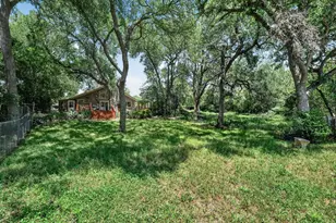 5227 Meadow Creek Dr, Austin, TX 78745 - Photo 36