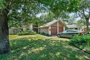 5227 Meadow Creek Dr, Austin, TX 78745 - Photo 4
