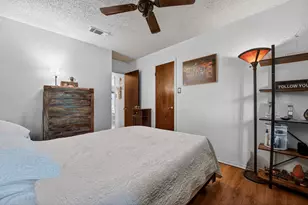 5227 Meadow Creek Dr, Austin, TX 78745 - Photo 18