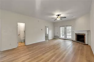 2100 San Gabriel St, Austin, TX 78705 - Photo 6