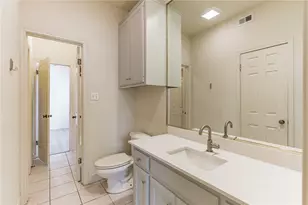 2100 San Gabriel St, Austin, TX 78705 - Photo 18