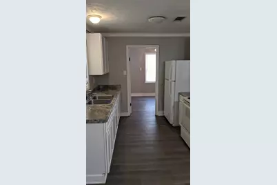 204 3rd Street, San Marcos, TX 78666 - Photo 6