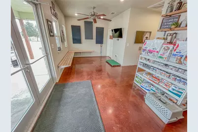 191 Town Center Boulevard, Jarrell, TX 76537 - Photo 6