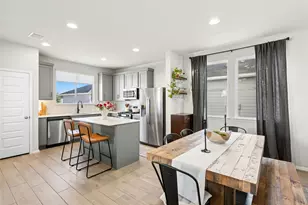 212 Catalina Dr, Kyle, TX 78640 - Photo 10