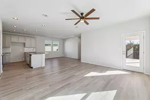 316 Insider Loop, Elgin, TX 78621 - Photo 6