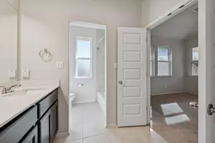 316 Insider Loop, Elgin, TX 78621 - Photo 16