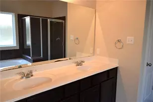 1810 Hidden Springs Path, Round Rock, TX 78665 - Photo 6