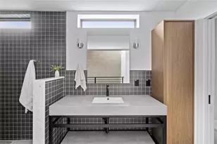 700 Denson Dr, Austin, TX 78752 - Photo 10