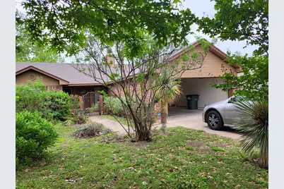 512 Maplecreek Drive, Leander, TX 78641 - Photo 2