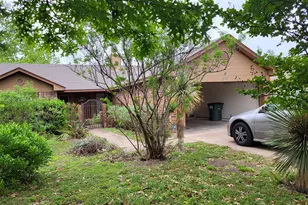512 Maplecreek Dr, Leander, TX 78641 - Photo 2