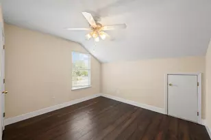 8901 Ovalla Dr, Austin, TX 78749 - Photo 32