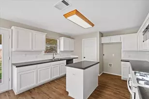 1612 Rossport Bend, Leander, TX 78641 - Photo 10