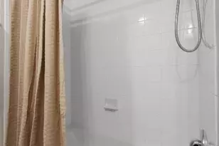 6521 Kauai Ln, Austin, TX 78744 - Photo 18