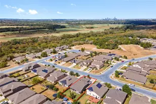 6521 Kauai Ln, Austin, TX 78744 - Photo 26