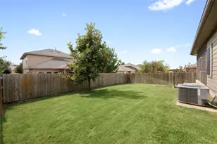 6521 Kauai Ln, Austin, TX 78744 - Photo 24
