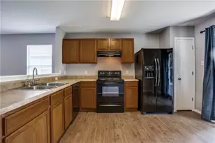 3013 Caleb Dr, Austin, TX 78725 - Photo 4