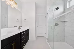 6205 Dumfries Ln, Austin, TX 78744 - Photo 22