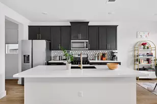 6205 Dumfries Ln, Austin, TX 78744 - Photo 10