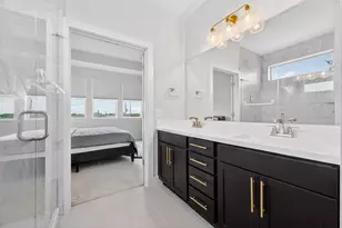 6205 Dumfries Ln, Austin, TX 78744 - Photo 24