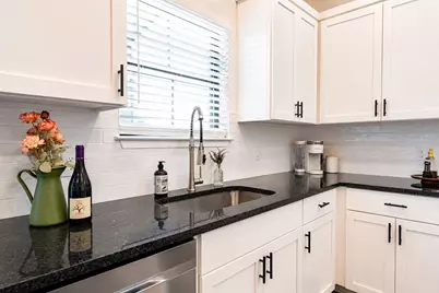930 S Eagle Street #202, Fredericksburg, TX 78624 - Photo 14
