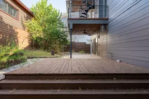 2004 Pennsylvania Ave, Austin, TX 78702 - Photo 8