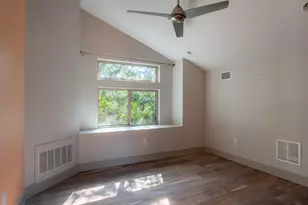 2004 Pennsylvania Ave, Austin, TX 78702 - Photo 20