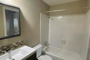 516 S Park Dr, Austin, TX 78704 - Photo 8
