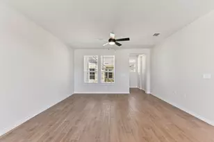 153 Antoinette Wy, San Marcos, TX 78666 - Photo 4