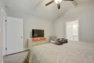 2700 Kerrybrook Ln, Austin, TX 78757 - Photo 12