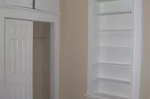 915 W 23rd St, Austin, TX 78705 - Photo 14