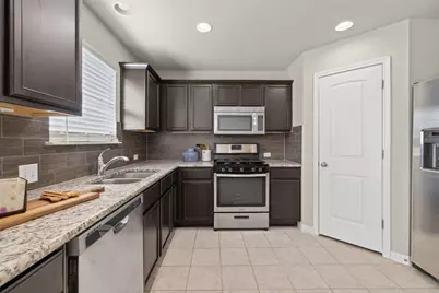 464 S Brook Drive, Leander, TX 78641 - Photo 12