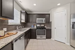 464 S Brook Dr, Leander, TX 78641 - Photo 12