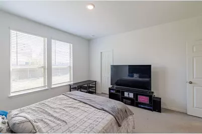 1620 Holly Lake Drive, Leander, TX 78641 - Photo 14