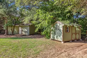 111 Lazy Trail Ct, Liberty Hill, TX 78642 - Photo 24