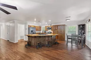 111 Lazy Trail Ct, Liberty Hill, TX 78642 - Photo 8