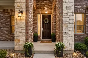 2216 Lookout Knoll Dr, Leander, TX 78641 - Photo 4